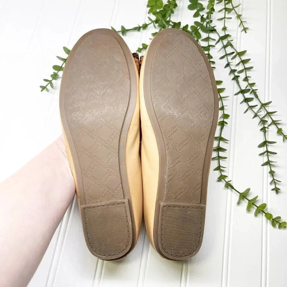 Vionic Tan/Camel Spark Zelda Orthopedic Loafers with Bow Detail Women's Size 7 - Picture 6 of 9